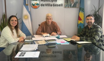 BARRERA RECIBI� A AUTORIDADES DEL CONSEJO ESCOLAR PARA COORDINAR OBRAS Y MEJORAS EN EDIFICIOS ESCOLARES